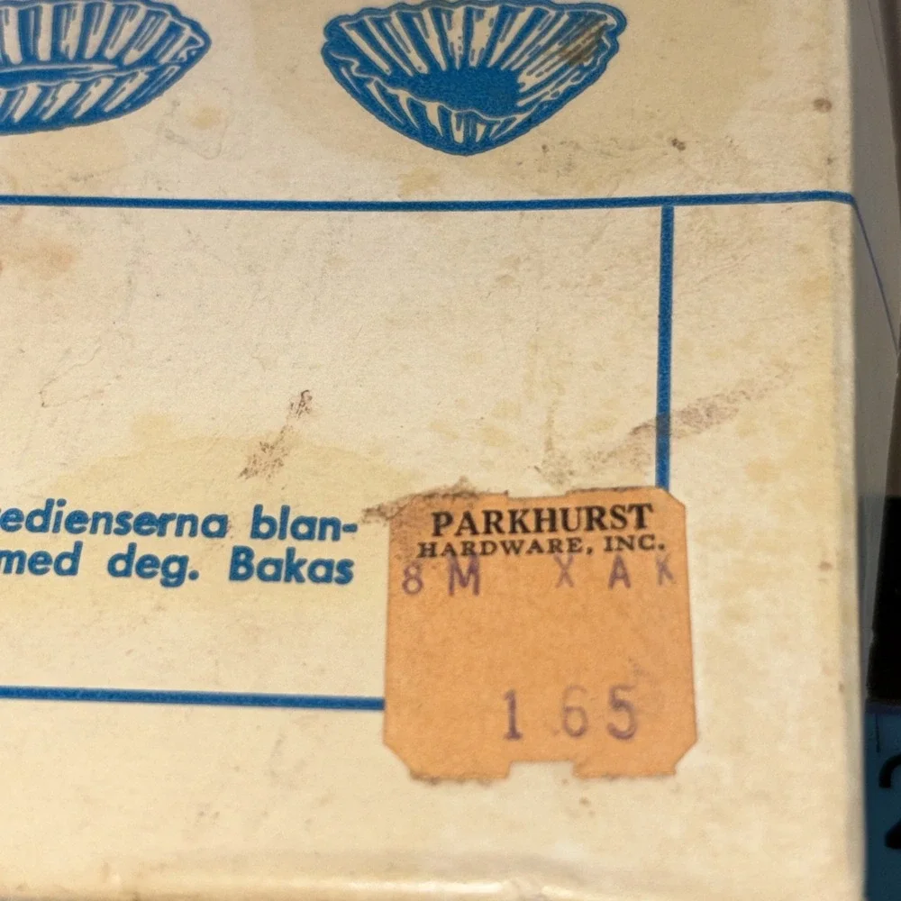 Tartlet Tins Mormatt 36 Pieces 6 Shapes New In Original Box Made in Sweden